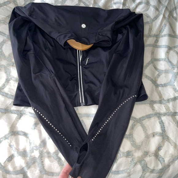 Lululemon Final Mile Jacket Reflective Black 2020 Style Number: W3DATS Nulu 10 - Picture 3 of 8
